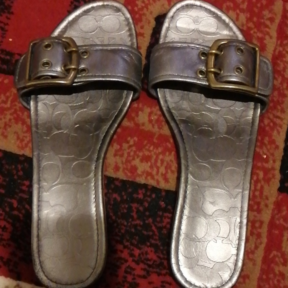 Coach Slides Size 7.5